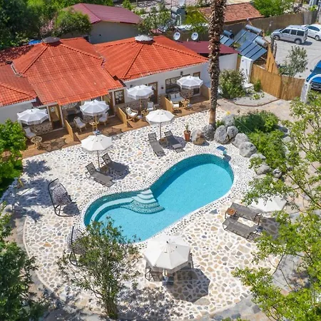 Vodina Lounge Hotel *