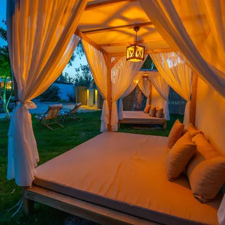 Vodina Lounge Hotel