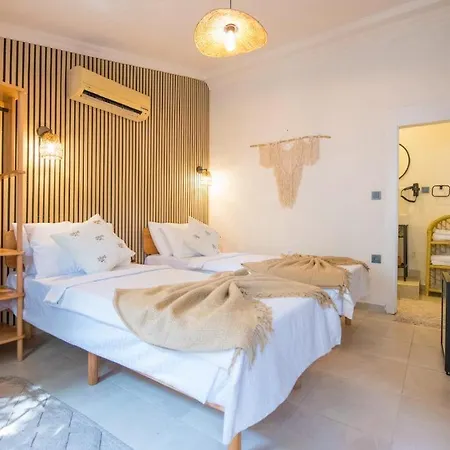 Vodina Lounge Hotel